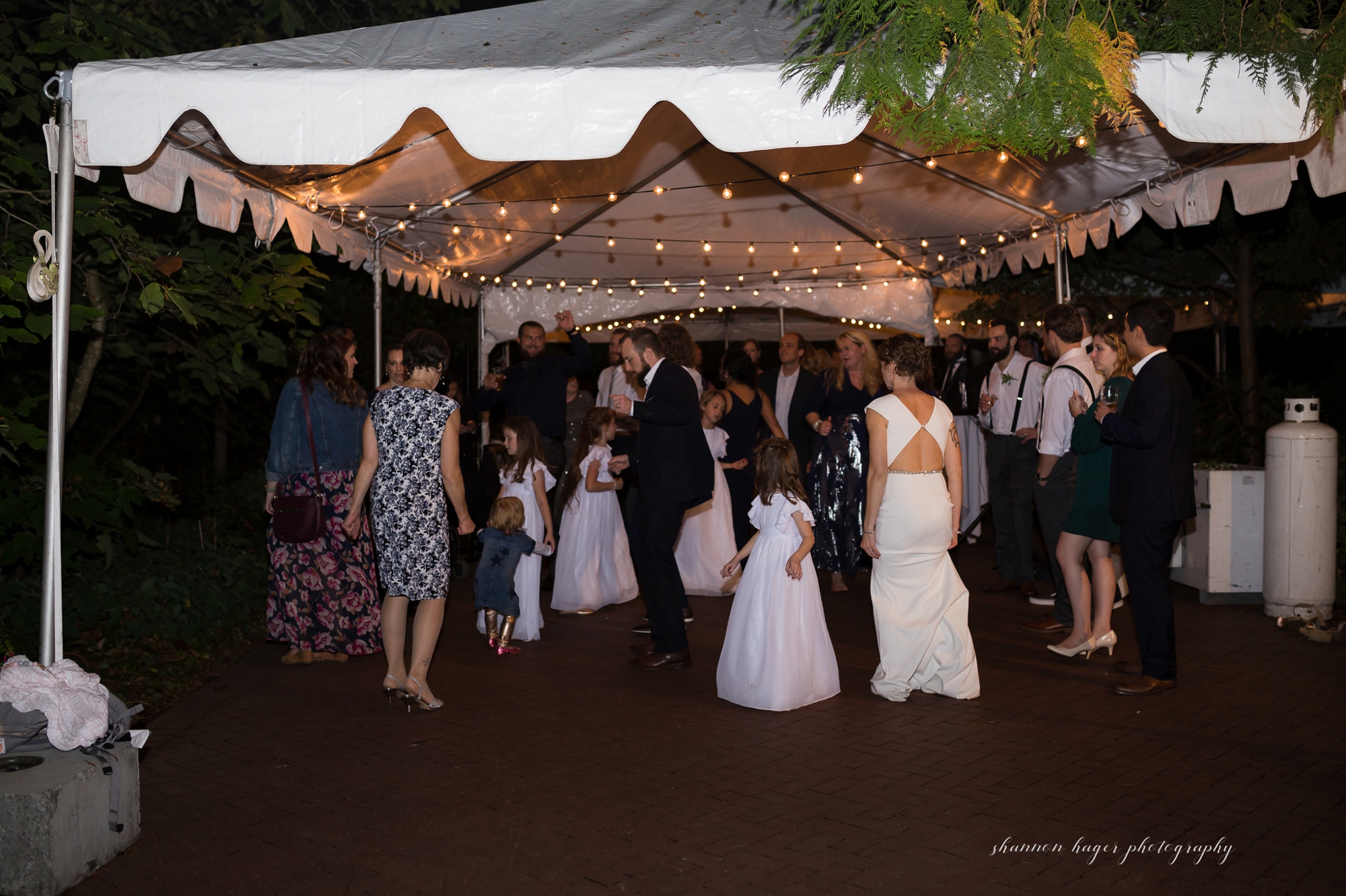 fall mcmenamin edgefield wedding, portland wedding photographer, fall wedding photography oregon, shannon hager photography
