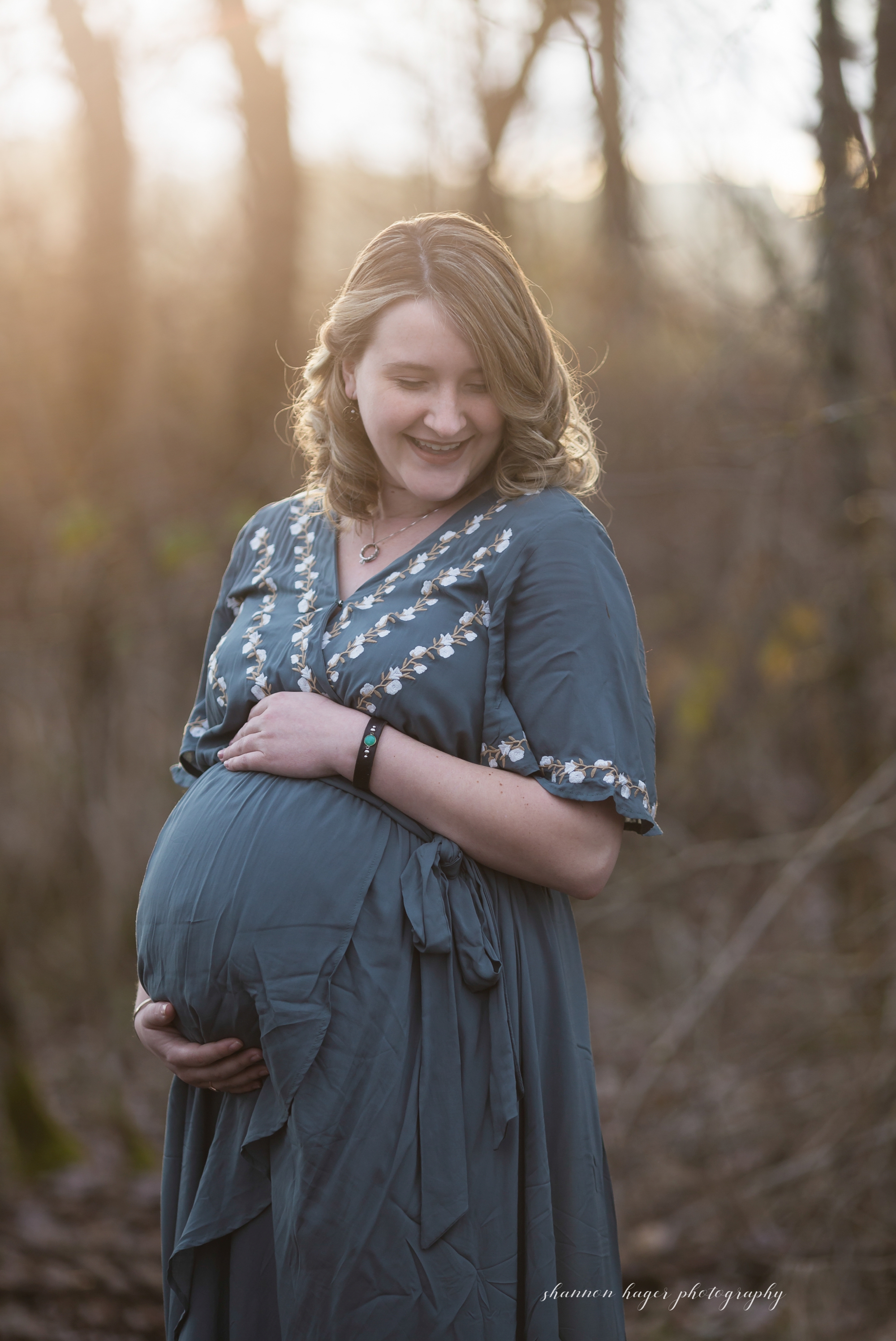 sherwood maternity photographer, maternity and newborn photography portland oregon, maternity photos by shannon hager photography