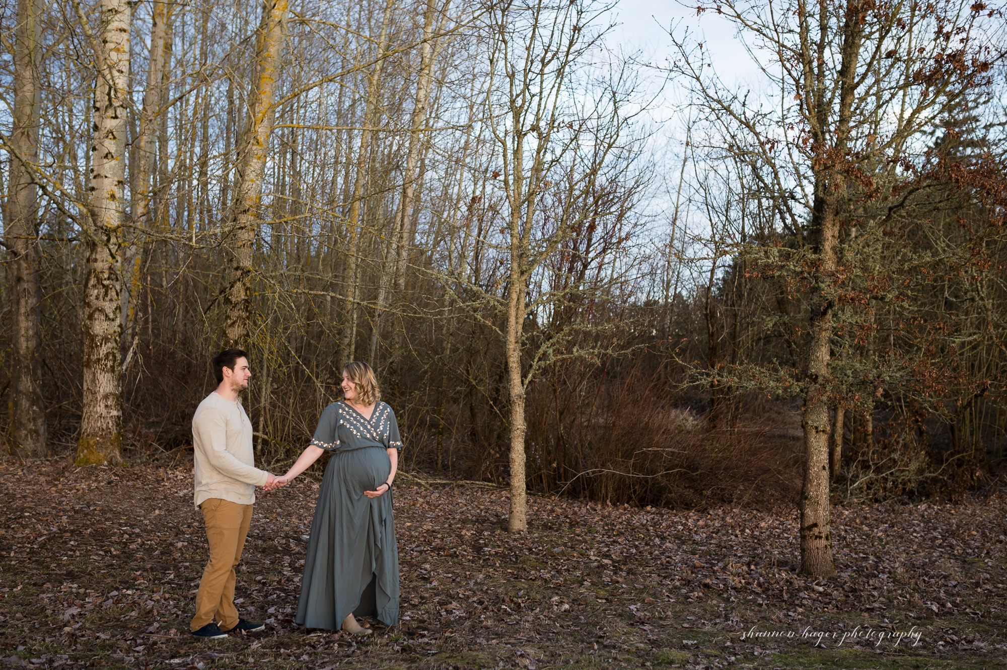 sherwood maternity photographer, maternity and newborn photography portland oregon, maternity photos by shannon hager photography