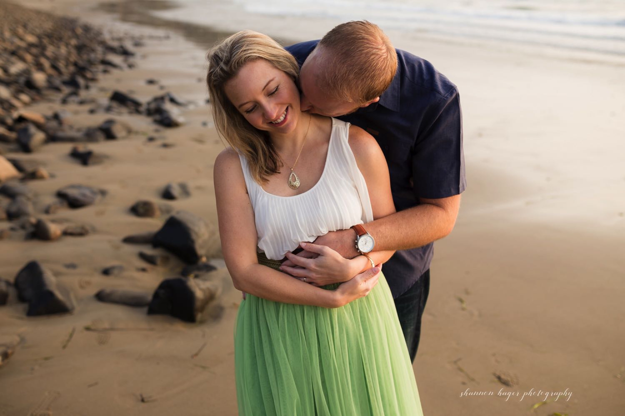 oregon coast anniversary session, oregon coast photographer, oregon coast wedding photographer, oregon coast elopement photography by Shannon Hager