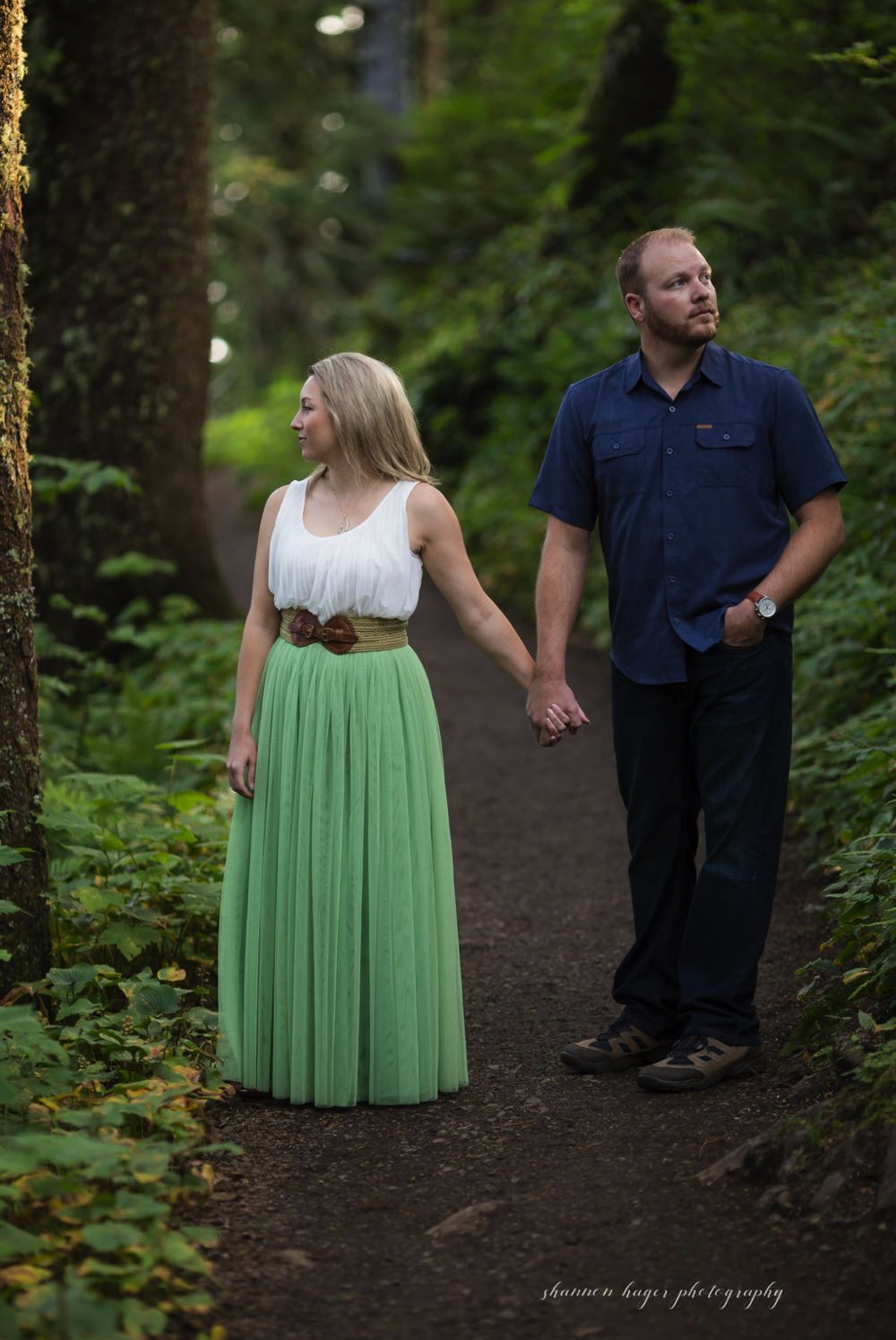 oregon coast anniversary session, oregon coast photographer, oregon coast wedding photographer, oregon coast elopement photography by Shannon Hager