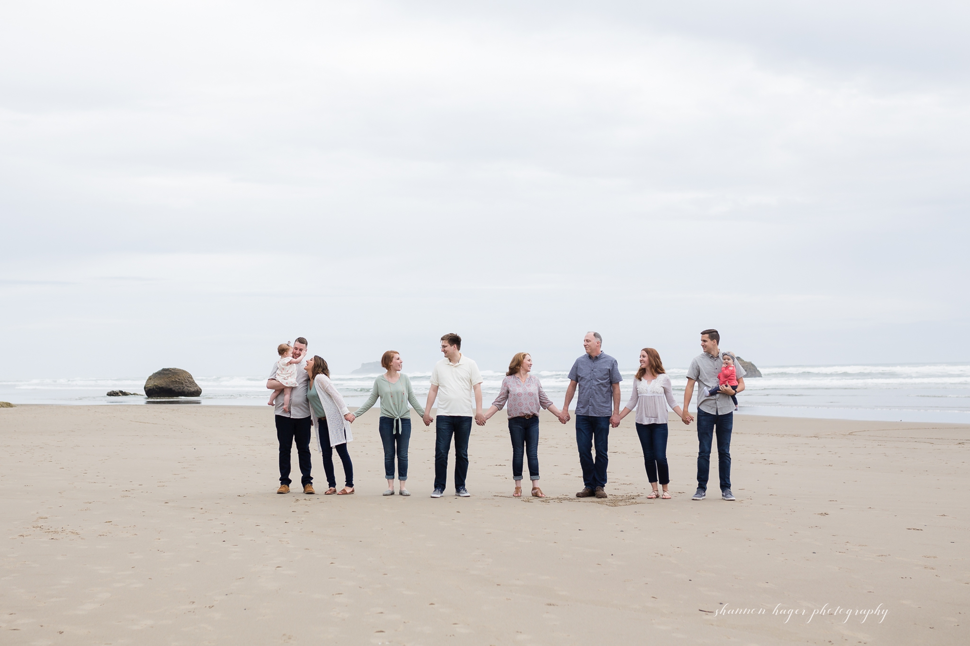 cannon beach family photographer, oregon coast family session, hug point cannon beach, shannon hager photography