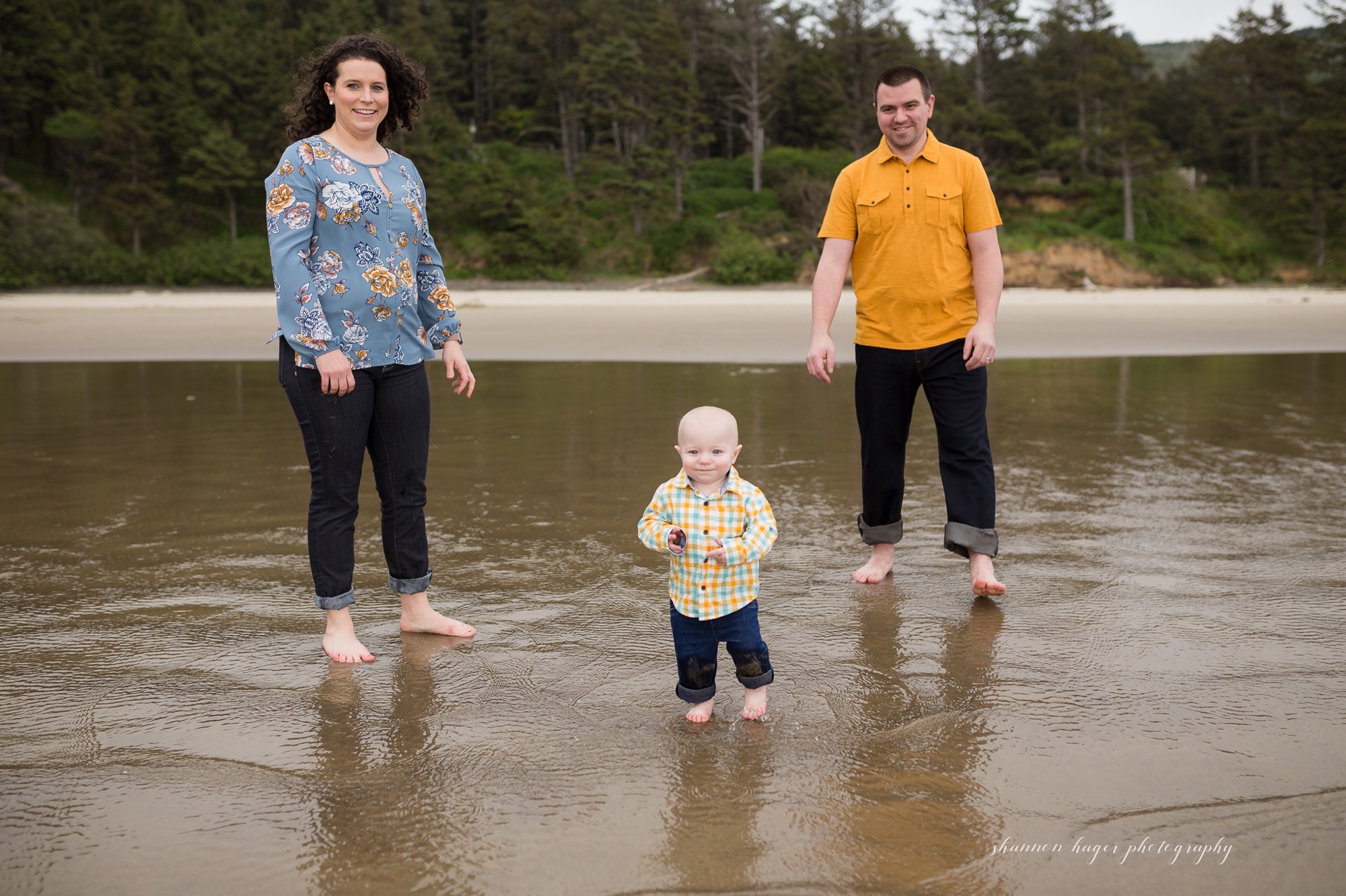 cannon beach family session, 1st birthday photos at the beach, portland family photographer, oregon coast photographer, shannon hager photography