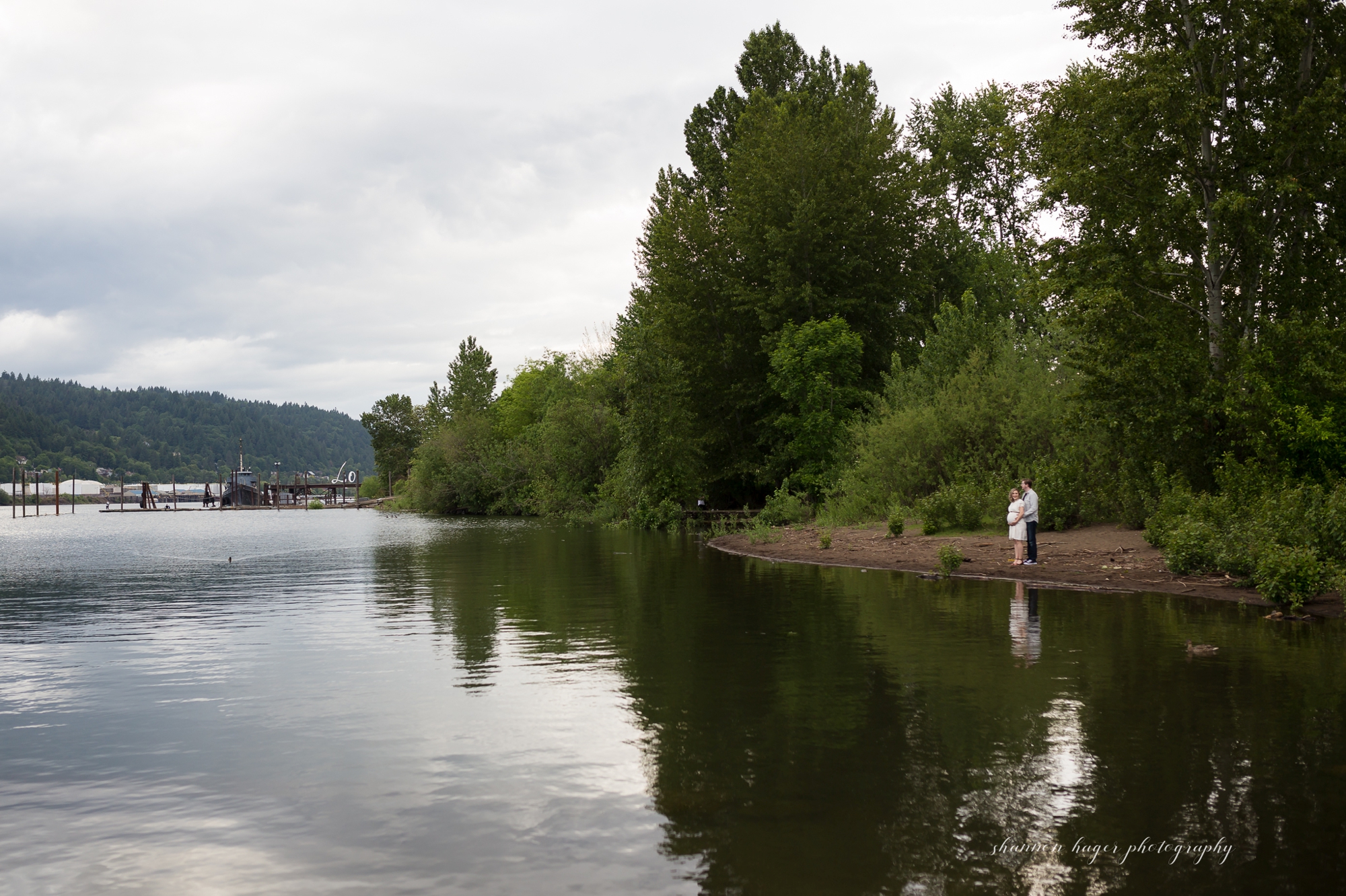 cathedral park maternity session, portland maternity photographer, oregon coast maternity photographer, shannon hager photography