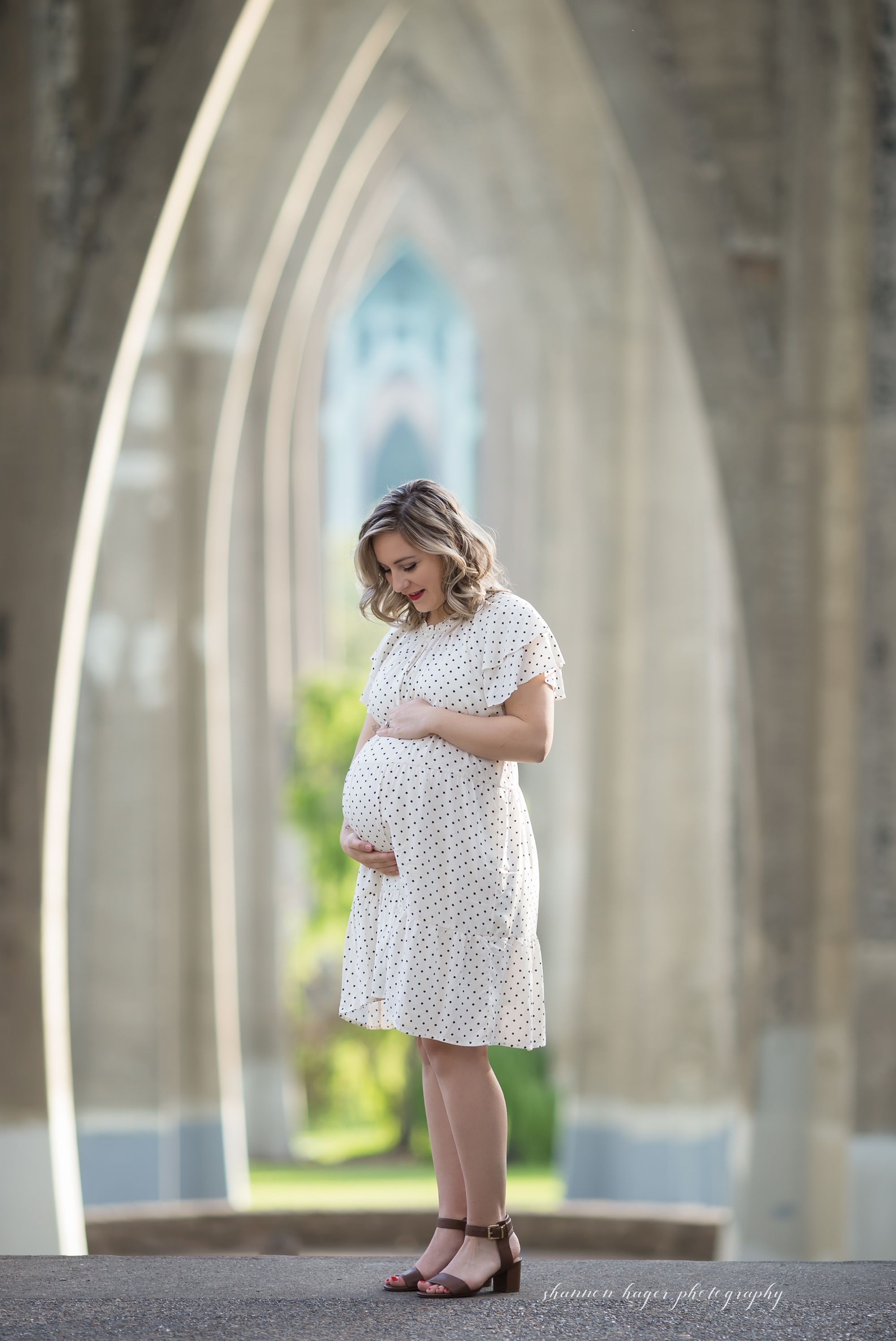 cathedral park maternity session, portland maternity photographer, oregon coast maternity photographer, shannon hager photography