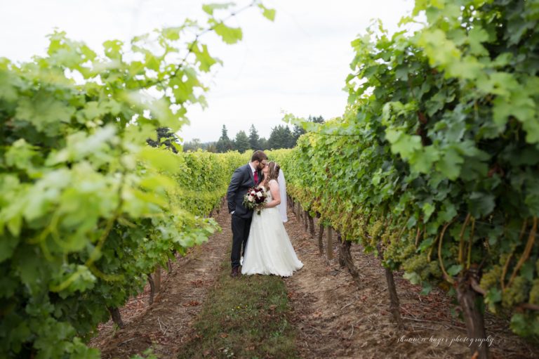 aurora colony vineyards fall wedding, willamette valley winery wedding, portland wedding photographer, shannon hager photography