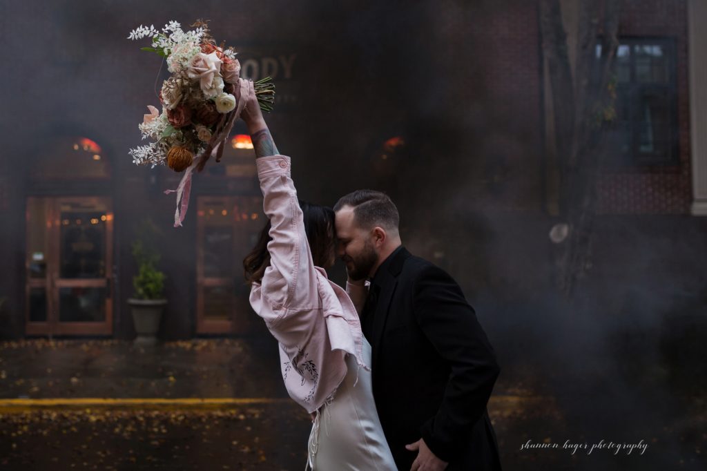 winter wedding at evergreen pdx, portland elopement photography, oregon wedding photographer in portland