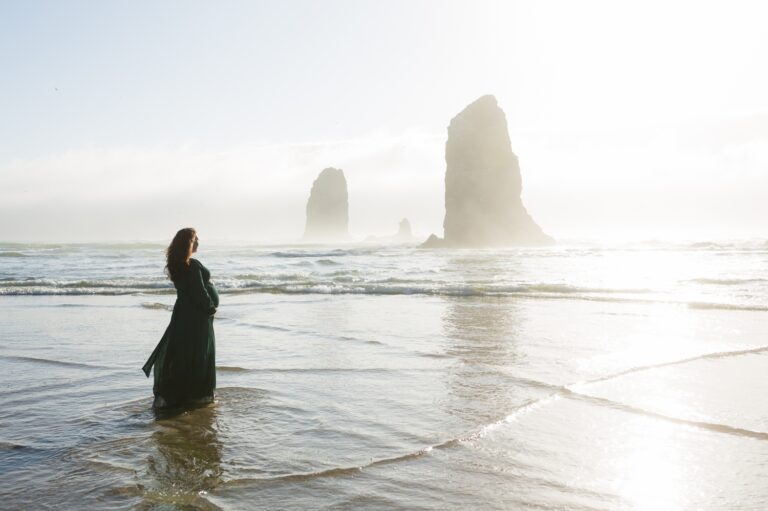 cannon beach maternity family photographer, oregon coast photographer, portland maternity photography, oregon coast family session