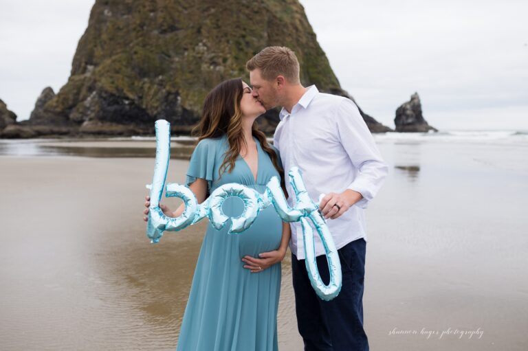 cannon beach maternity photographer, haystack rock photo session, oregon coast photographer, maternity photos portland
