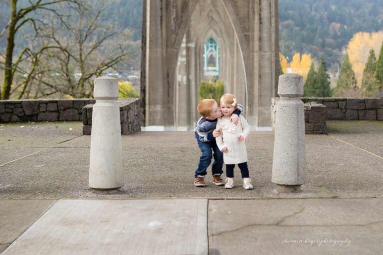 fall cathedral park family photos, portland family photographer, fall photos portland oregon