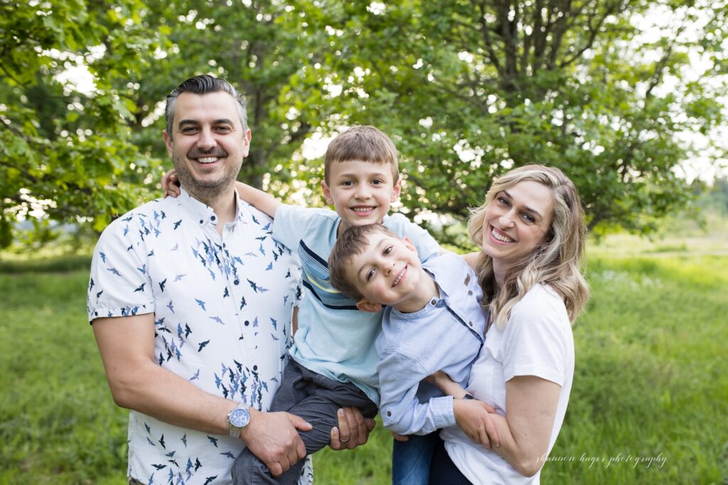 sherwood family photographer at tualatin river wildlife refuge