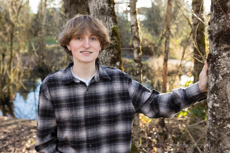 sherwood senior boy photo session at wildlife refuge