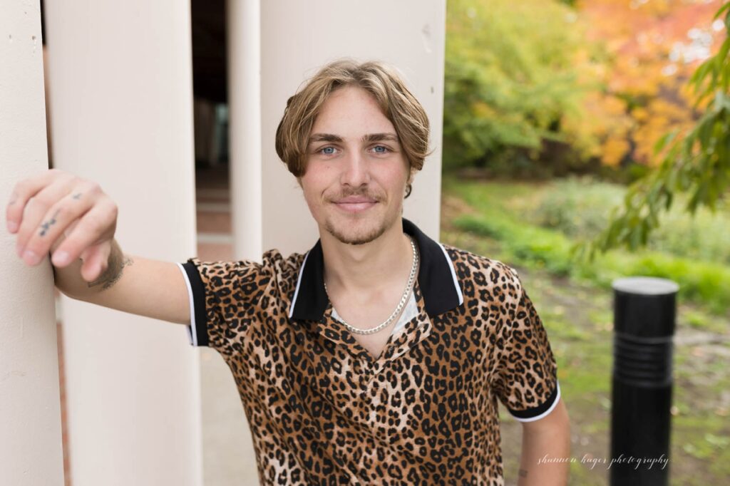 tualatin senior photo in fall leaves
