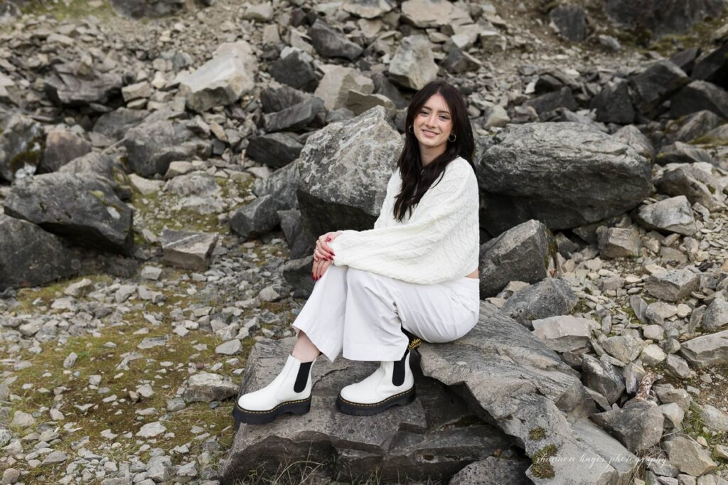 columbia river gorge senior photo by shannon hager photography