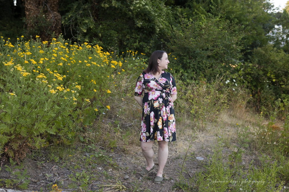 Sherwood maternity photo session at the park