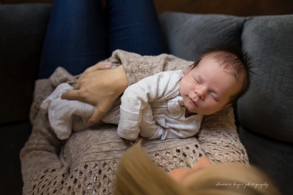 sherwood oregon newborn photos at home