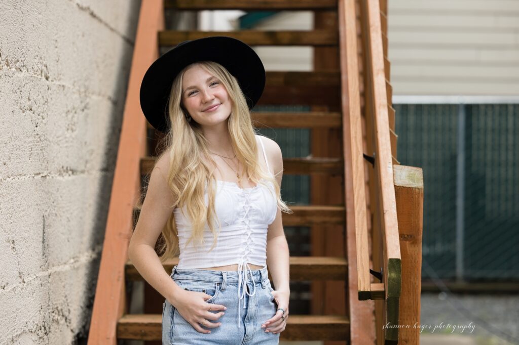 spring senior girl photos sherwood oregon