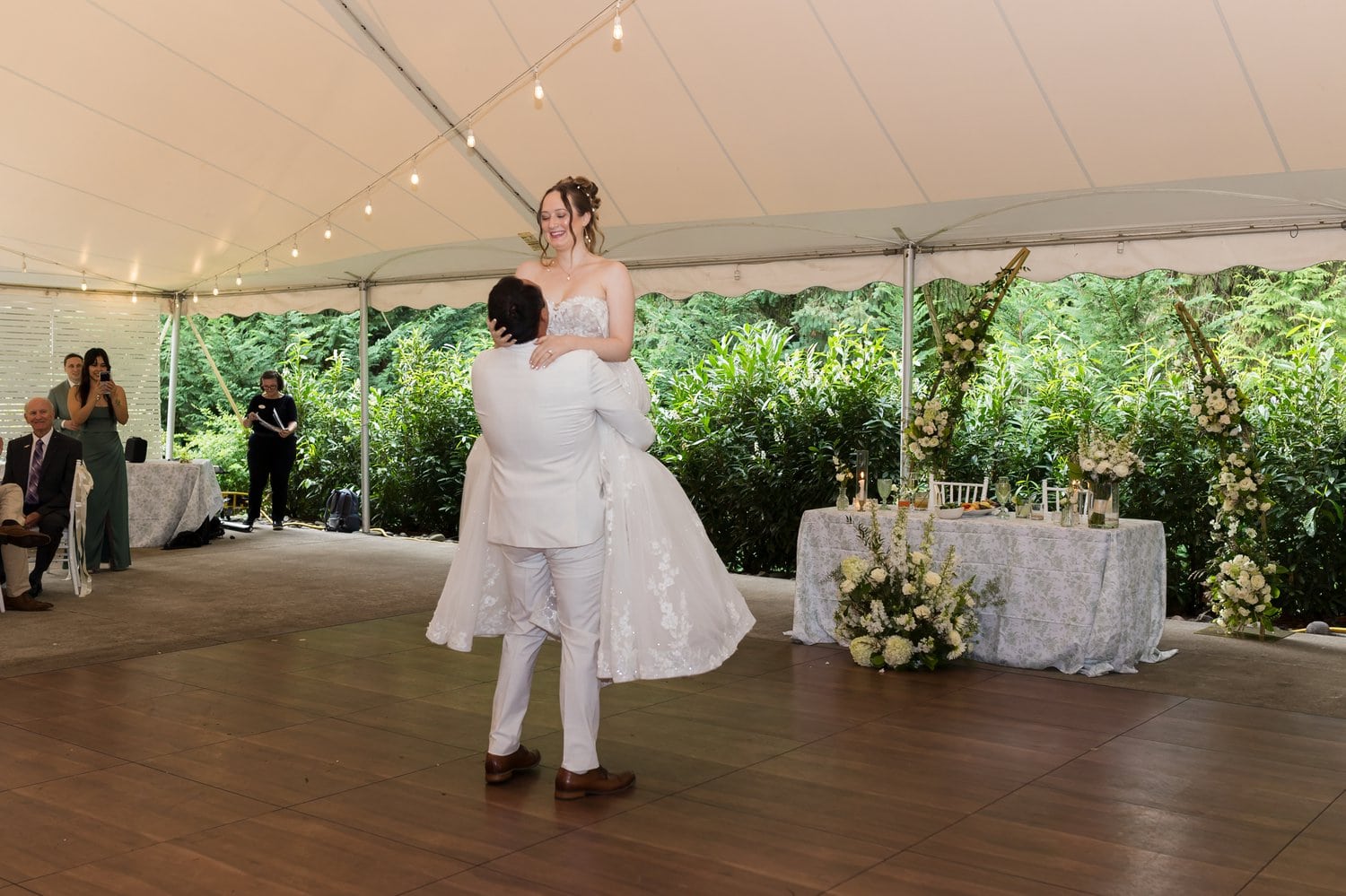 outdoor fall wedding reception