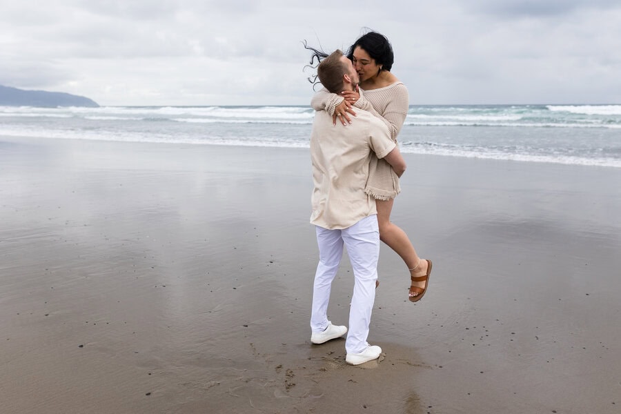 oregon beach wedding proposal